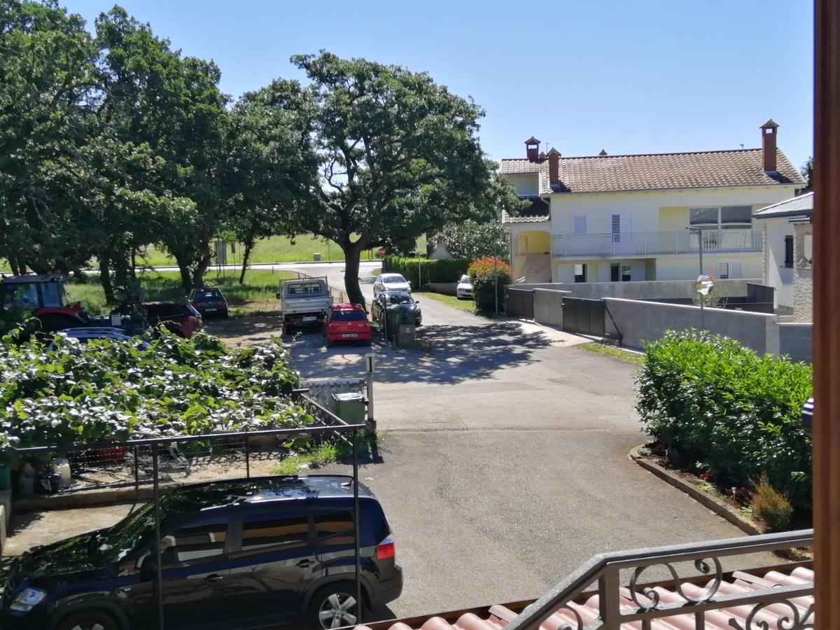App Katerina Lägenhet Novigrad Istria Exteriör bild