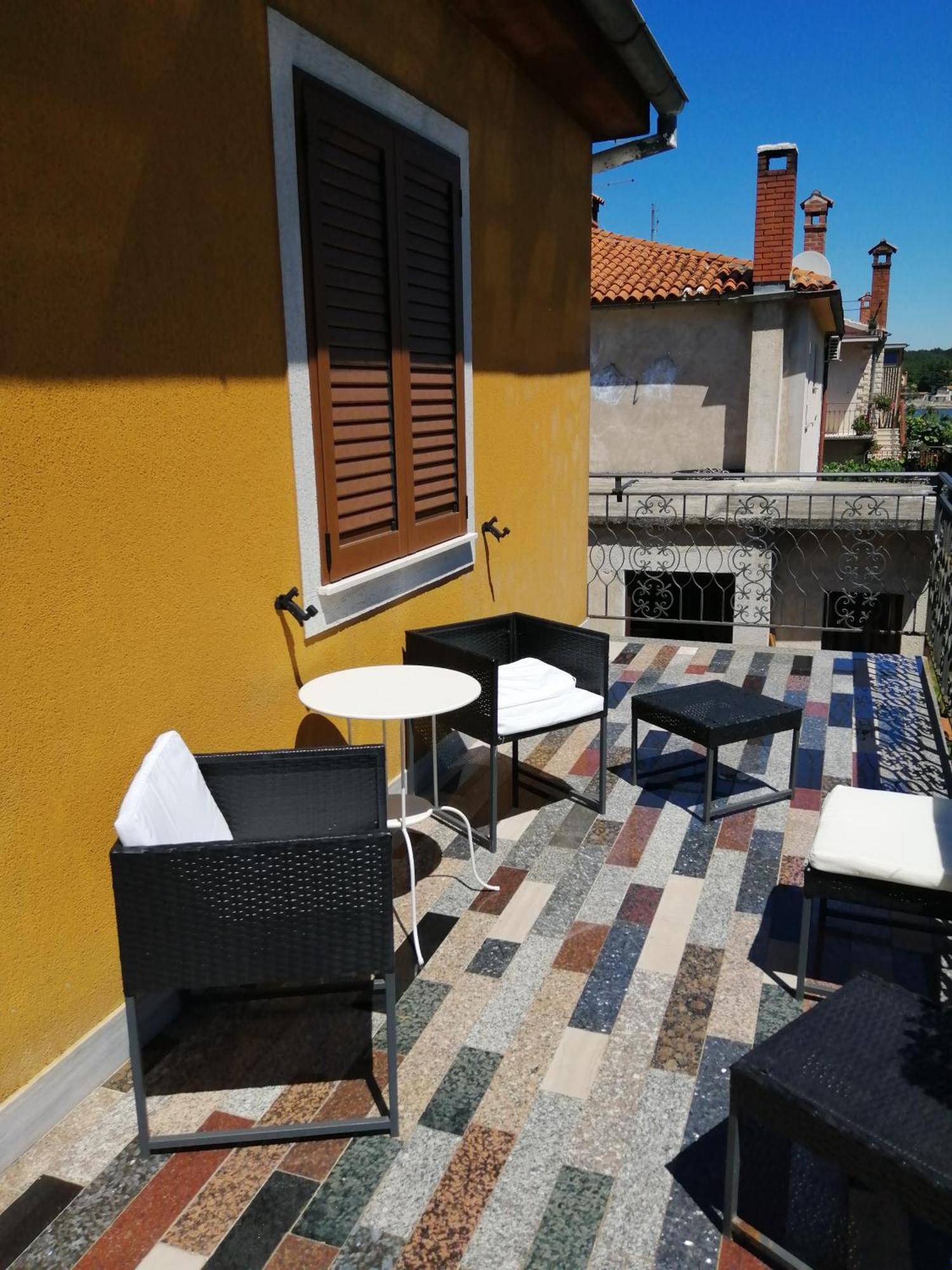 App Katerina Lägenhet Novigrad Istria Exteriör bild