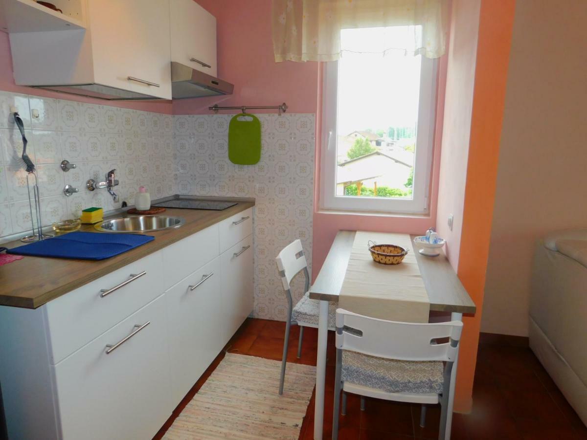 App Katerina Lägenhet Novigrad Istria Exteriör bild